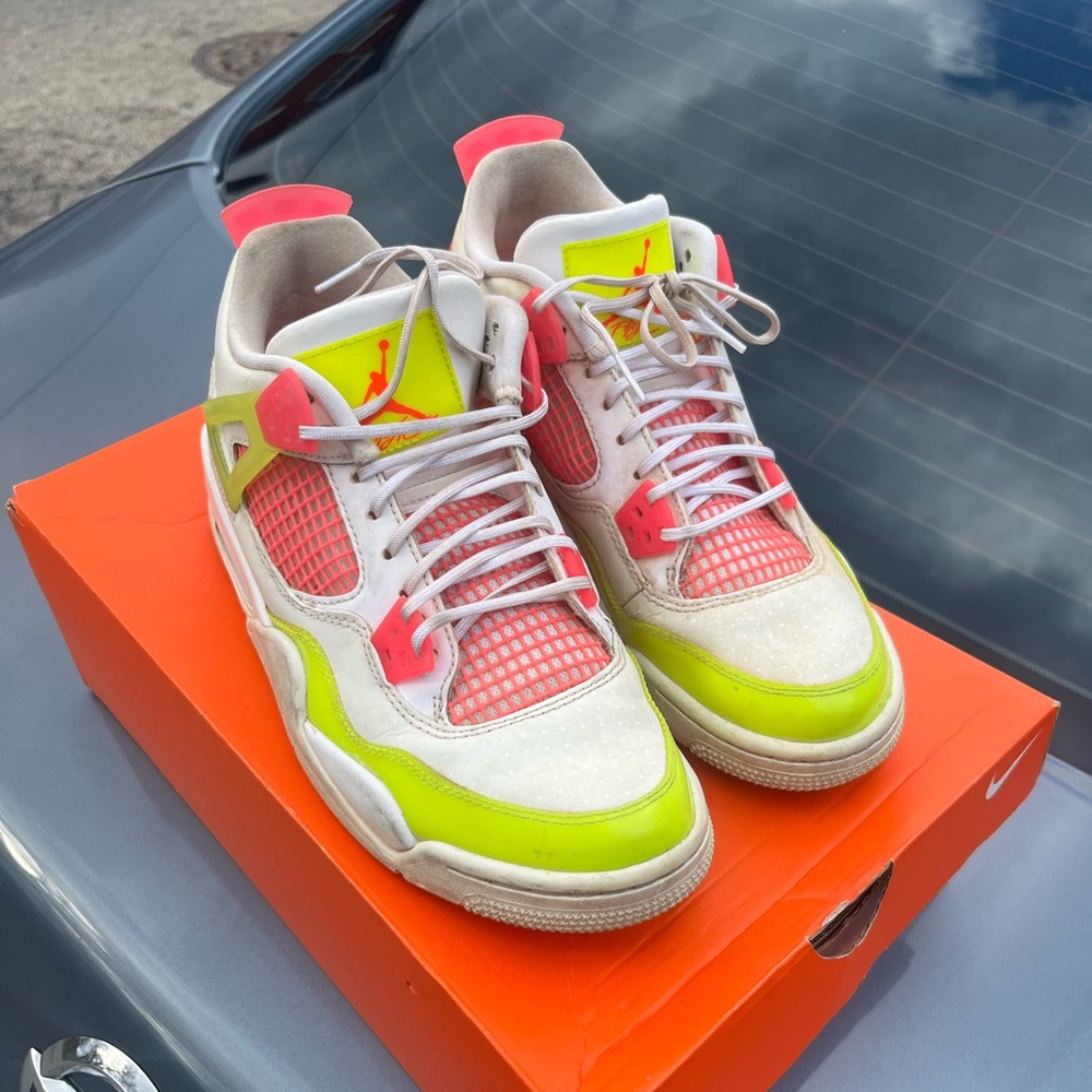 Neon Jordan 4 Kids Size 7